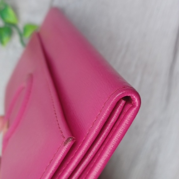 Ferragamo Long Wallet - PINK! - Picture 13 of 14